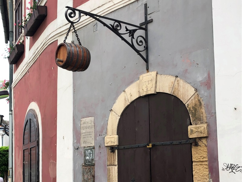 Szentendre_seta_ceger_hordo